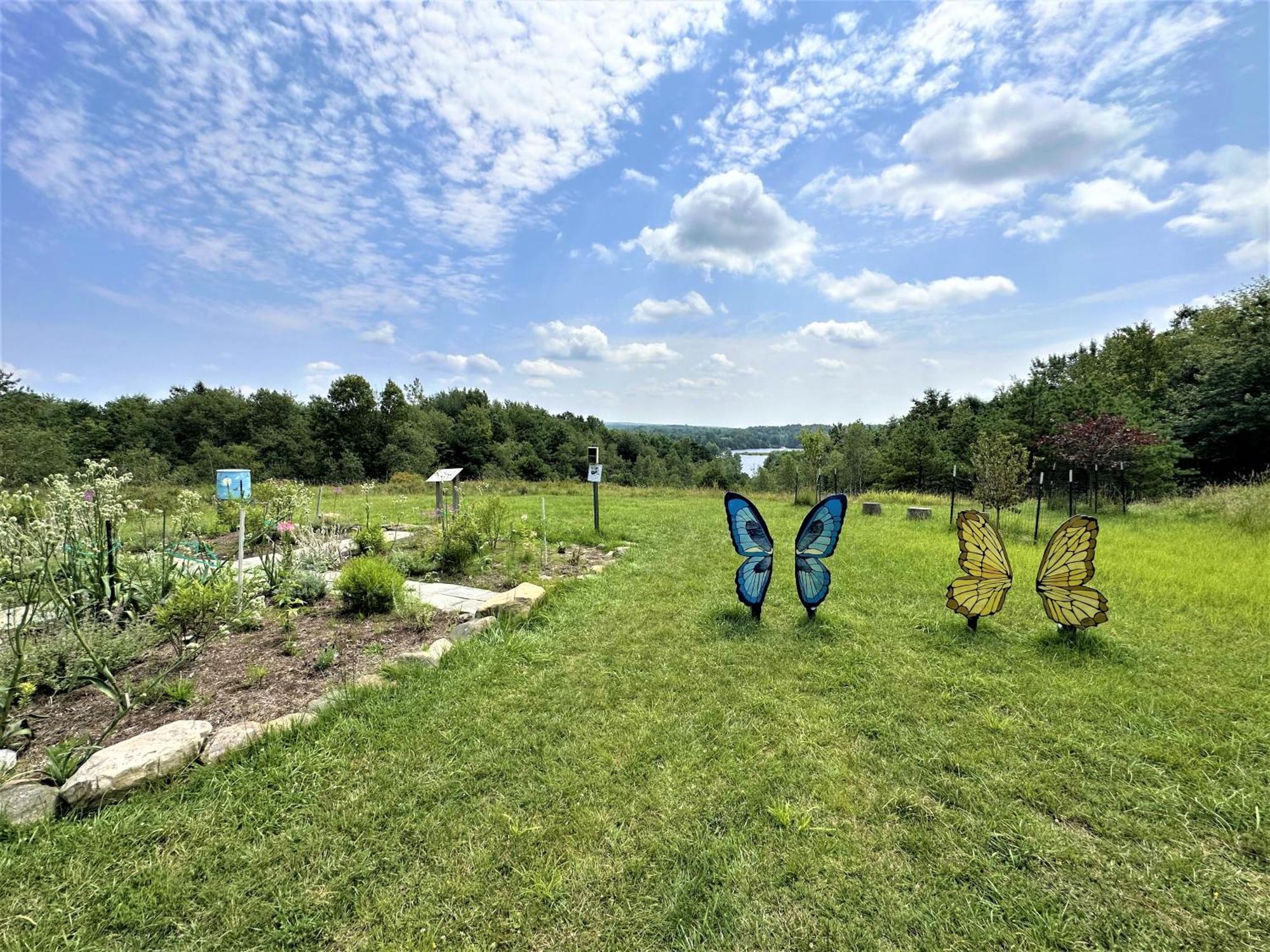 Wow!! Ultimate Pocono Retreat, Hot Tub, Game Room, Deck, Lakes, Skiing, Pools Long Pond Dış mekan fotoğraf