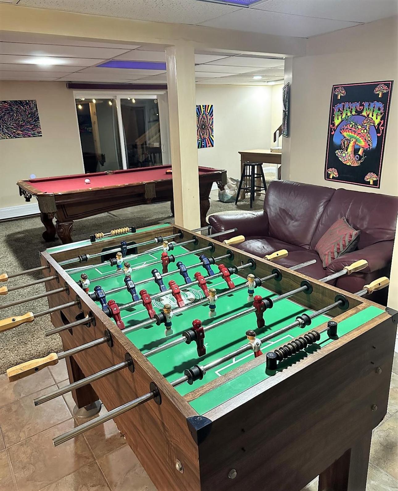 Wow!! Ultimate Pocono Retreat, Hot Tub, Game Room, Deck, Lakes, Skiing, Pools Long Pond Dış mekan fotoğraf