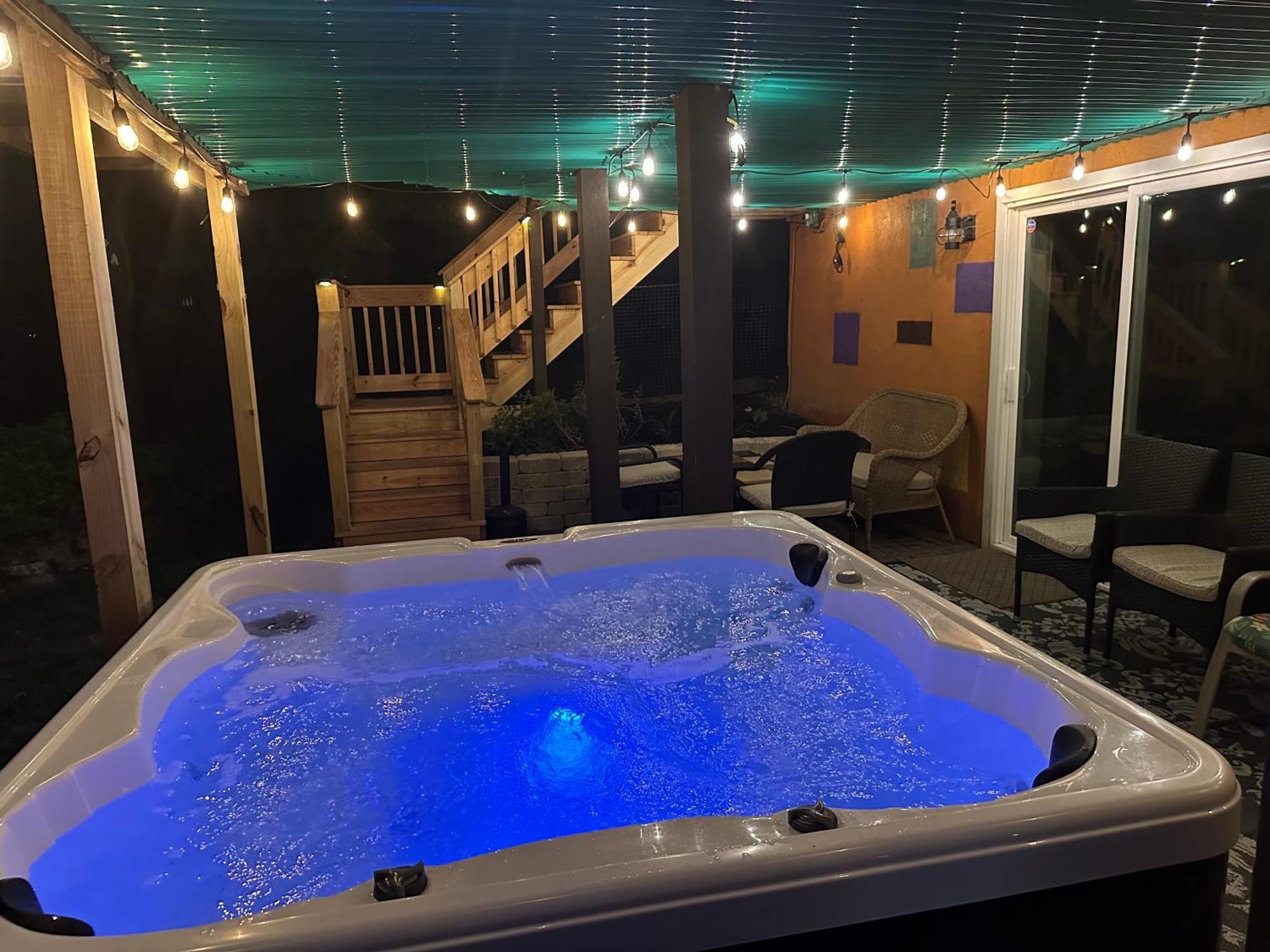 Wow!! Ultimate Pocono Retreat, Hot Tub, Game Room, Deck, Lakes, Skiing, Pools Long Pond Dış mekan fotoğraf